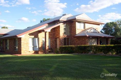 Property photo of 6 Donnelly Place Emerald QLD 4720