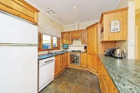 Property photo of 8 Almurta Road Bentleigh East VIC 3165