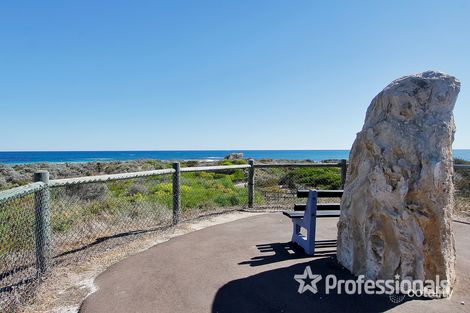 Property photo of 9 Swallowtail Loop Two Rocks WA 6037