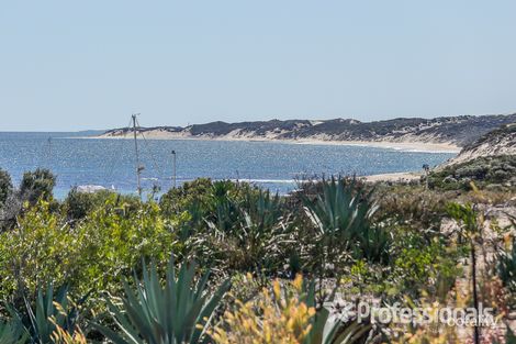 Property photo of 9 Swallowtail Loop Two Rocks WA 6037