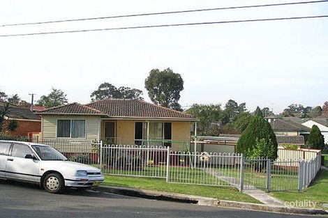 Property photo of 24 Flinders Street Fairfield West NSW 2165