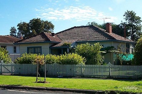 4 Chadwick St, Hilton, WA 6163