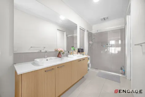 Property photo of 13 Laflin Avenue Tarneit VIC 3029