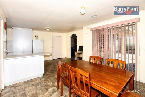 Property photo of 76 Mitford Crescent Craigieburn VIC 3064