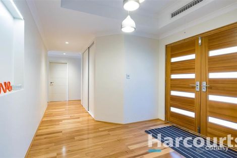 Property photo of 15 Conebush Circle Falcon WA 6210