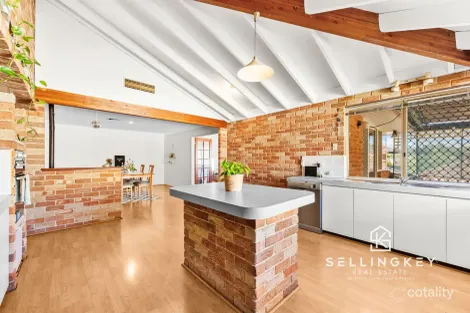 Property photo of 13 Peak View Canning Vale WA 6155