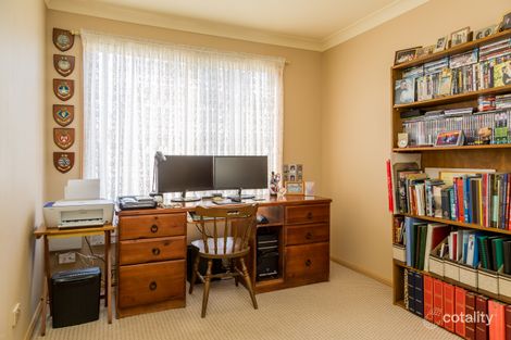 Property photo of 2/22 Mattes Way Bomaderry NSW 2541