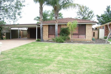 Property photo of 3 Chesham Place Plumpton NSW 2761