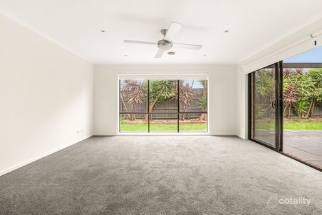 Property photo of 4 Castlereagh Street Carrum Downs VIC 3201