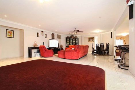 Property photo of 2 Doral Close Oxley QLD 4075