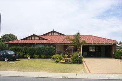 97 Reynolds Rd, Forrestfield, WA 6058
