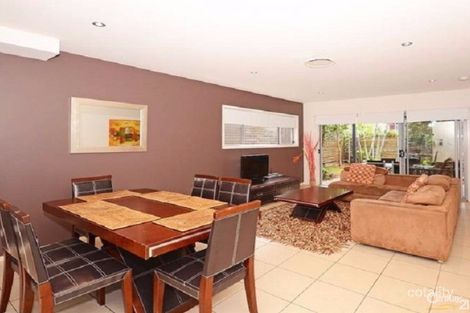 Property photo of 13/80 Moolyyir Street Urangan QLD 4655