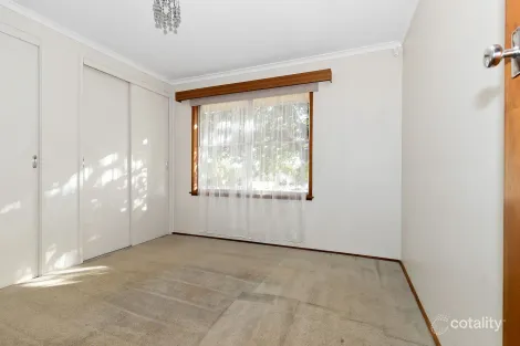 Property photo of 46 Excelsior Drive Frankston North VIC 3200