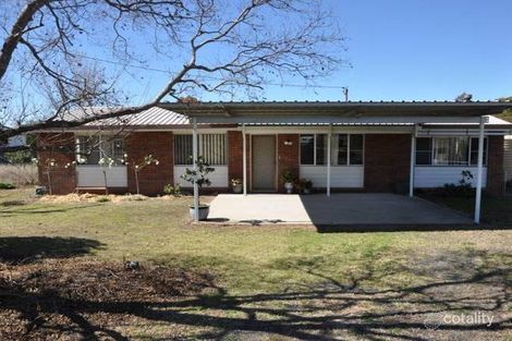 Property photo of 17 Harrow Street Greenmount QLD 4359