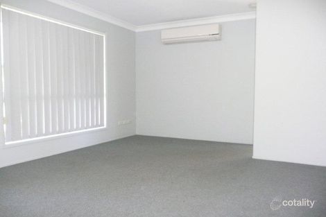 Property photo of 40 Bottlebrush Drive Regents Park QLD 4118