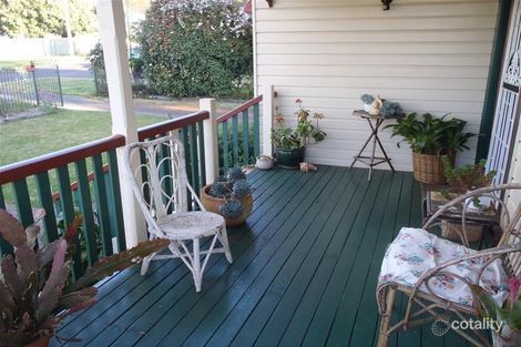 Property photo of 21 Llewellyn Street Centenary Heights QLD 4350