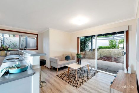 Property photo of 2A Heylen Court Hackham SA 5163