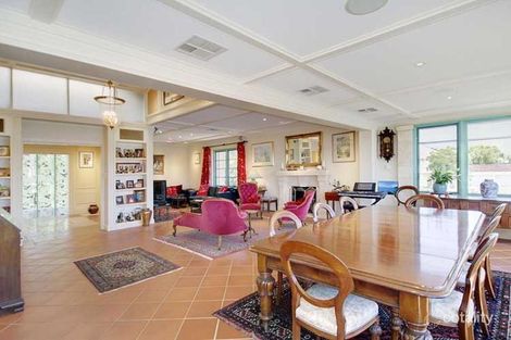 Property photo of 165 Waratah Place Dalkeith WA 6009