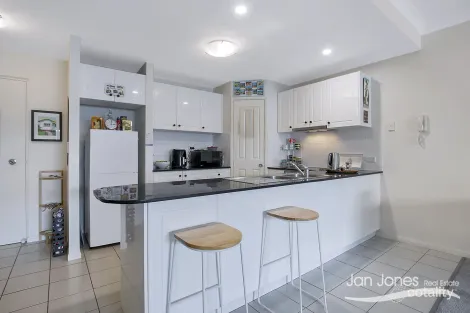 Property photo of 10/22 Robert Street Clontarf QLD 4019