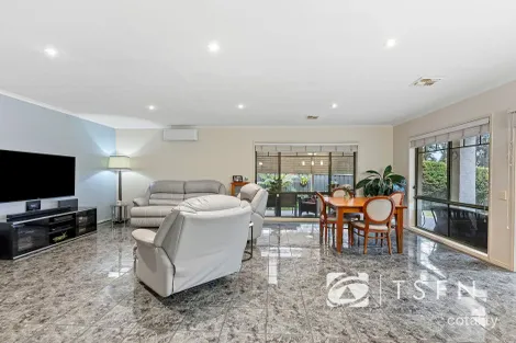 Property photo of 17 Barwon Drive Kennington VIC 3550
