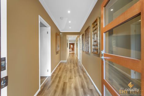 Property photo of 13 Bangalay Drive Brookfield VIC 3338