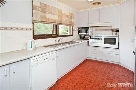 Property photo of 47 Packham Crescent Glen Waverley VIC 3150
