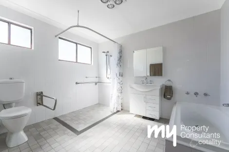 Property photo of 19 Arnold Avenue Camden South NSW 2570
