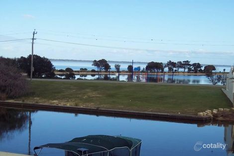 Property photo of 102 Kiap Road South Yunderup WA 6208