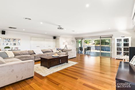 Property photo of 15 Thomas Street Croydon South VIC 3136