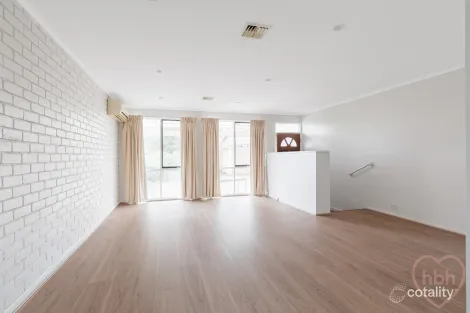 Property photo of 10 Elkedra Close Hawker ACT 2614