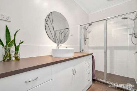 Property photo of 3 Blowering Street Manor Lakes VIC 3024