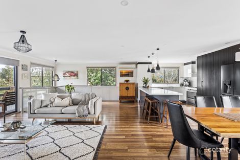 Property photo of 26 Dumossa Avenue Rosebud VIC 3939