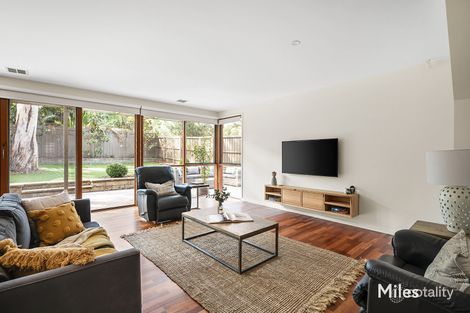 Property photo of 3 Everett Court Macleod VIC 3085