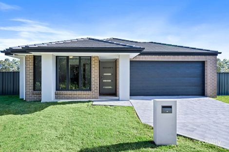 Property photo of 17 Sand Hill Rise Cobbitty NSW 2570