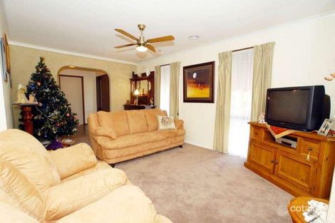 Property photo of 13 Castlefield Square Wantirna VIC 3152