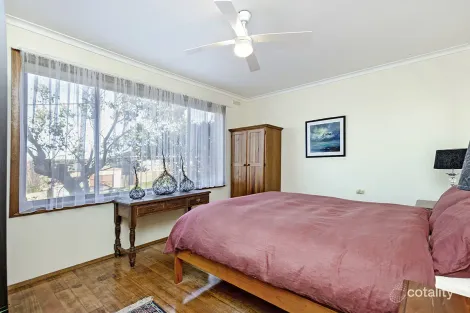 Property photo of 4 Davey Court Warrnambool VIC 3280