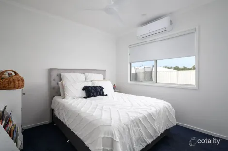 Property photo of 35 Panda Street Southside QLD 4570
