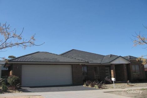 12 Lauderdale Dr, Craigieburn, VIC 3064