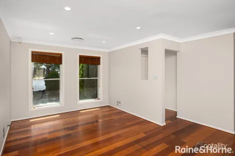 Property photo of 34 Paldi Crescent Glenfield Park NSW 2650