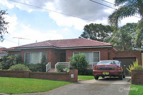 14 Lockwood Ave, Greenacre, NSW 2190