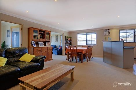 Property photo of 17 Josie Crescent Romaine TAS 7320