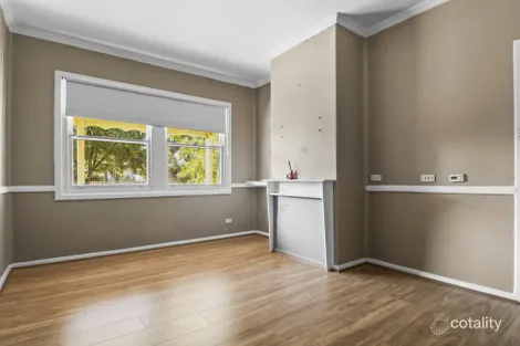 Property photo of 13 Old Sarum Road Elizabeth North SA 5113