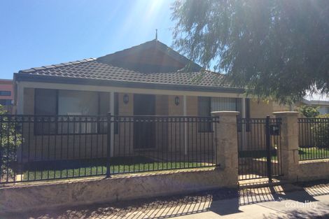 Property photo of 6 Talybont Bend Butler WA 6036