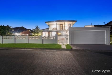 Property photo of 3 Sandakan Avenue Runaway Bay QLD 4216