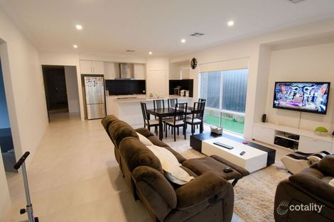 Property photo of 36 Citrine Street Treeby WA 6164