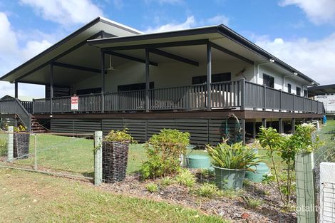 111 Boronia Dr, Poona, QLD 4650