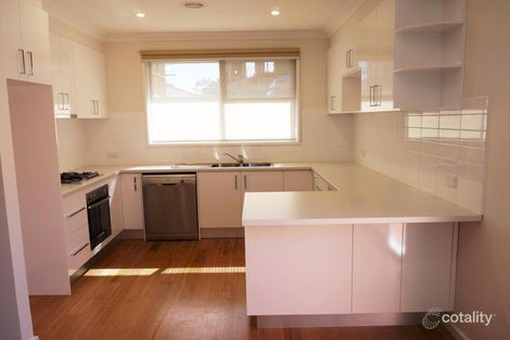 Property photo of 1/35 Wards Grove Bentleigh East VIC 3165
