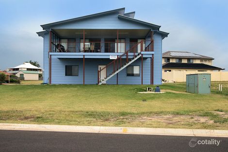 Property photo of 17 Sea Esplanade Elliott Heads QLD 4670