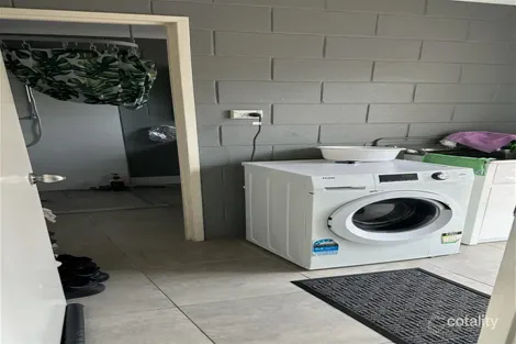 Property photo of 20 Valentine Street Southside QLD 4570