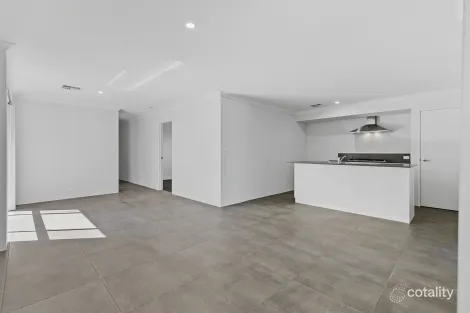 Property photo of 16 Bibra Way South Yunderup WA 6208